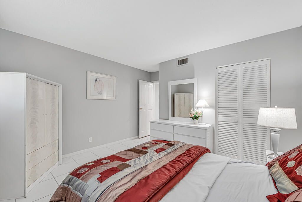 752 Lori Drive, Unit 217, Palm Springs, FL 33461 Photo