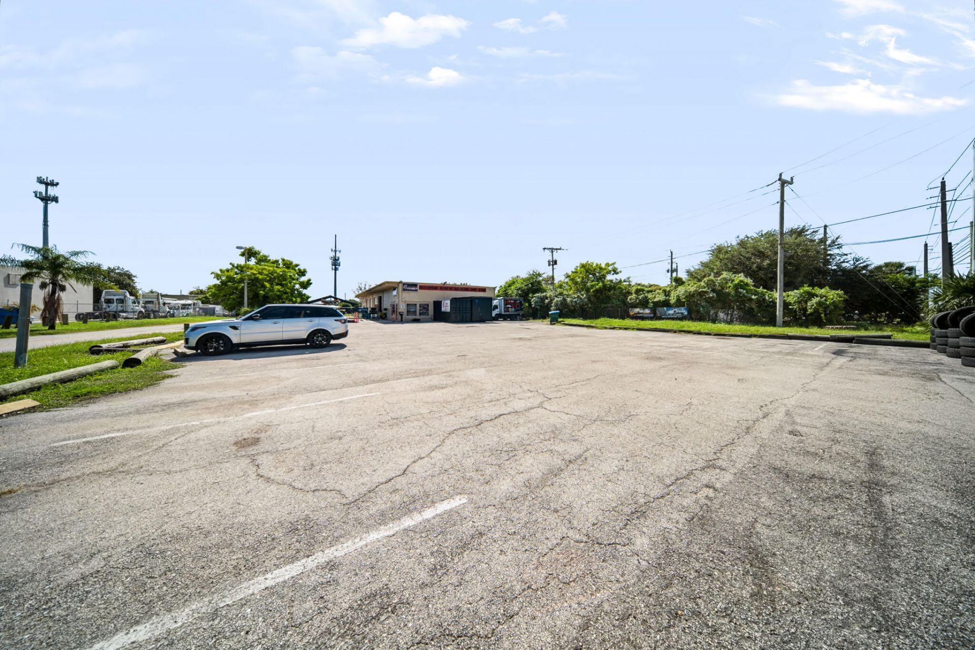 2422 N Military Trail, West Palm Beach, FL 33422 Photo