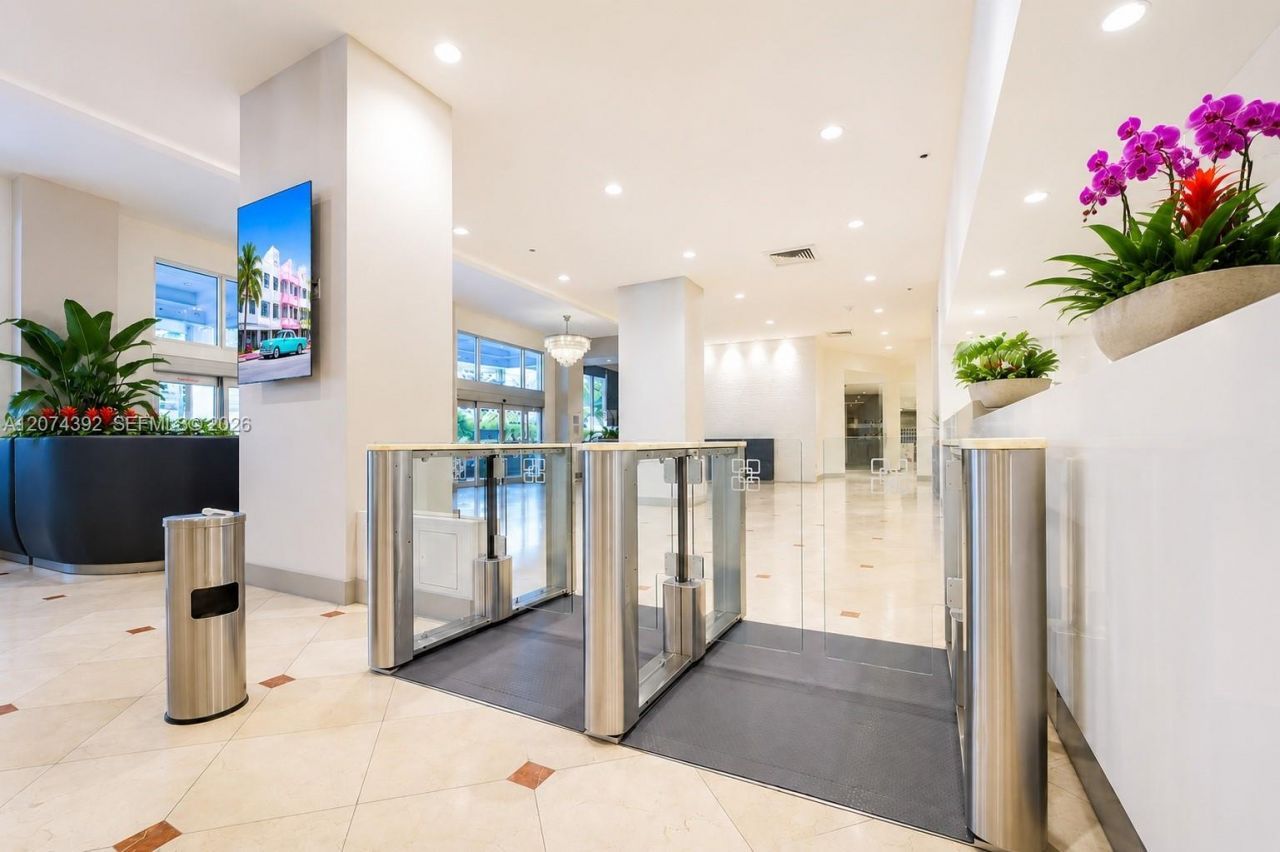 100 Lincoln Rd , Unit 631, Miami Beach, FL 33139 Photo