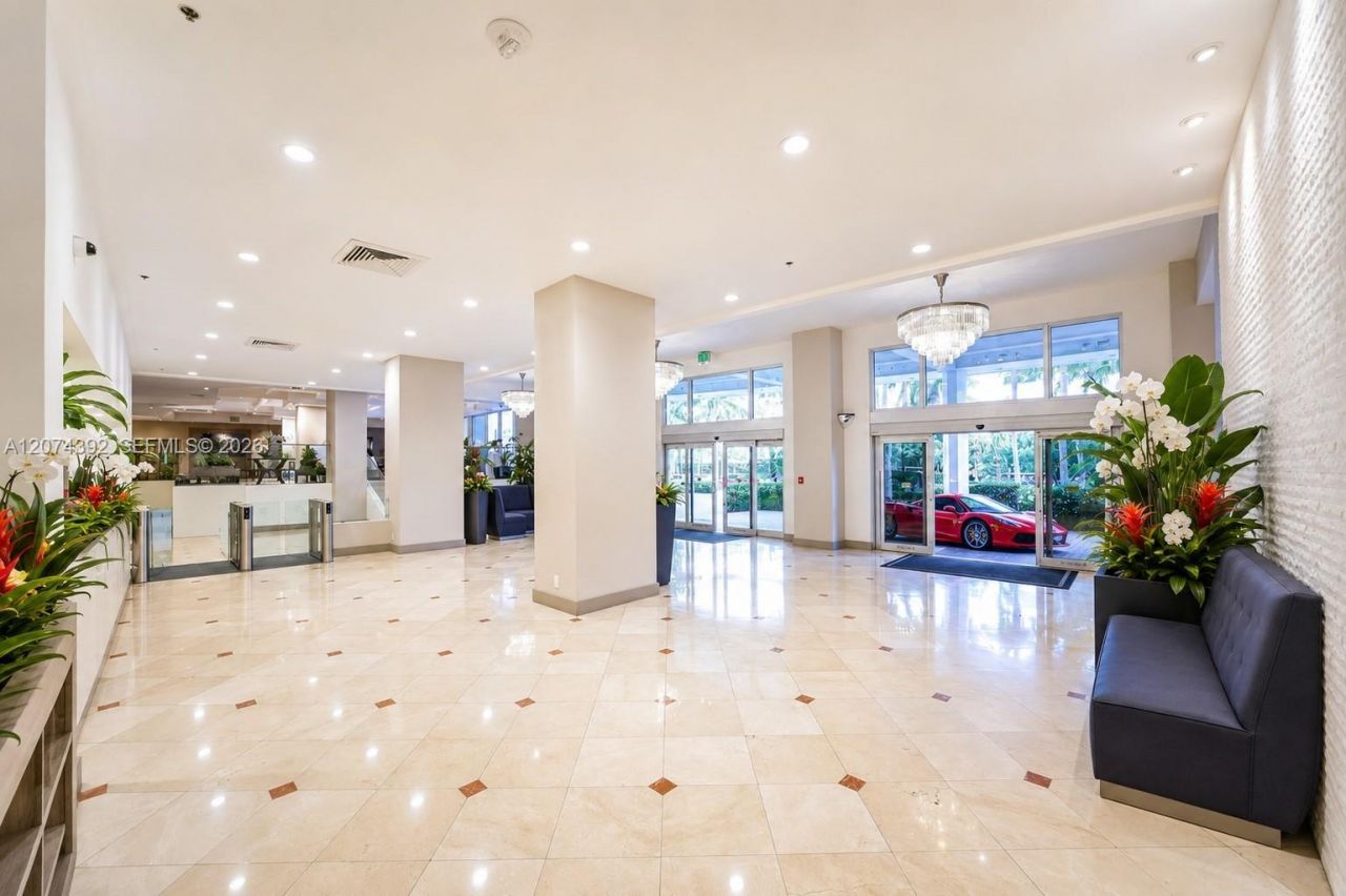 100 Lincoln Rd , Unit 631, Miami Beach, FL 33139 Photo
