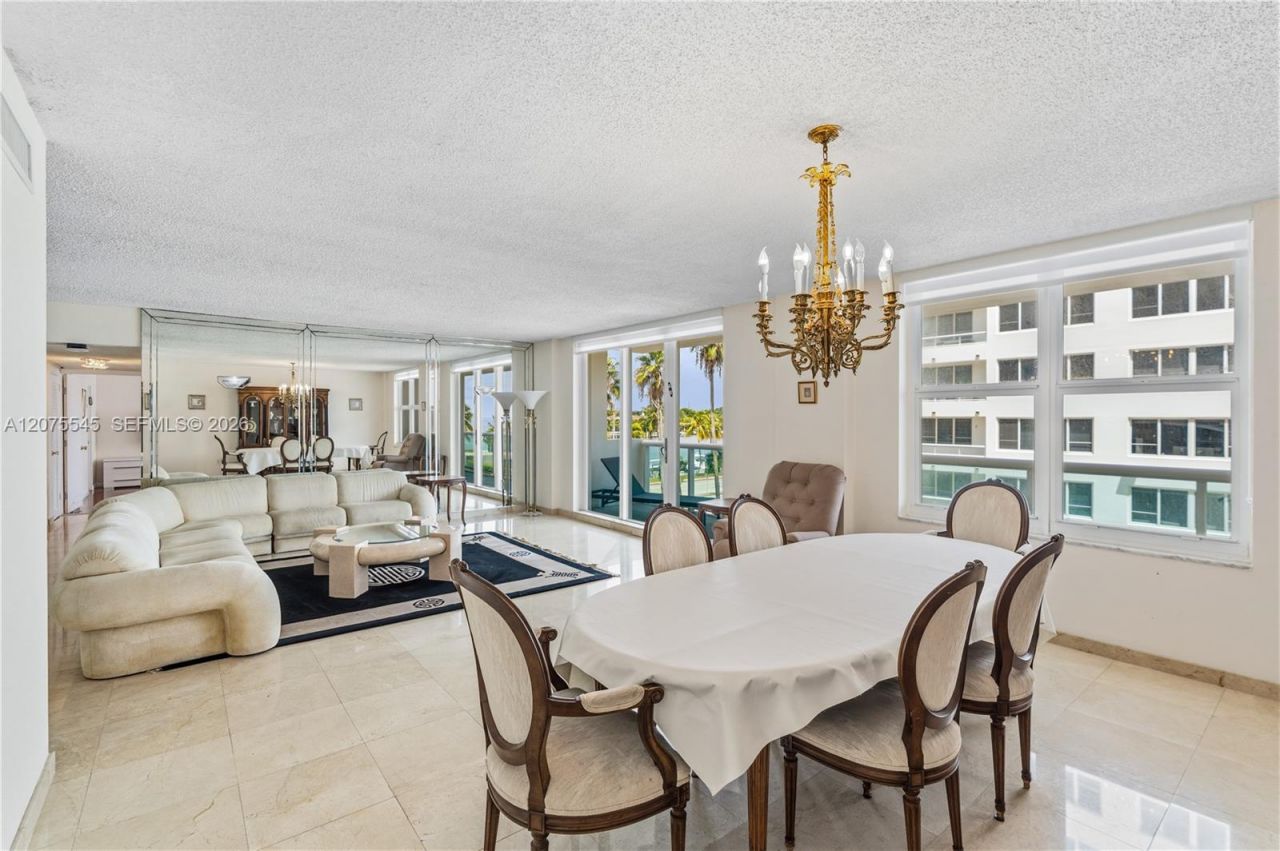 5001 Collins Ave, Unit 3B, Miami Beach, FL 33140 Photo