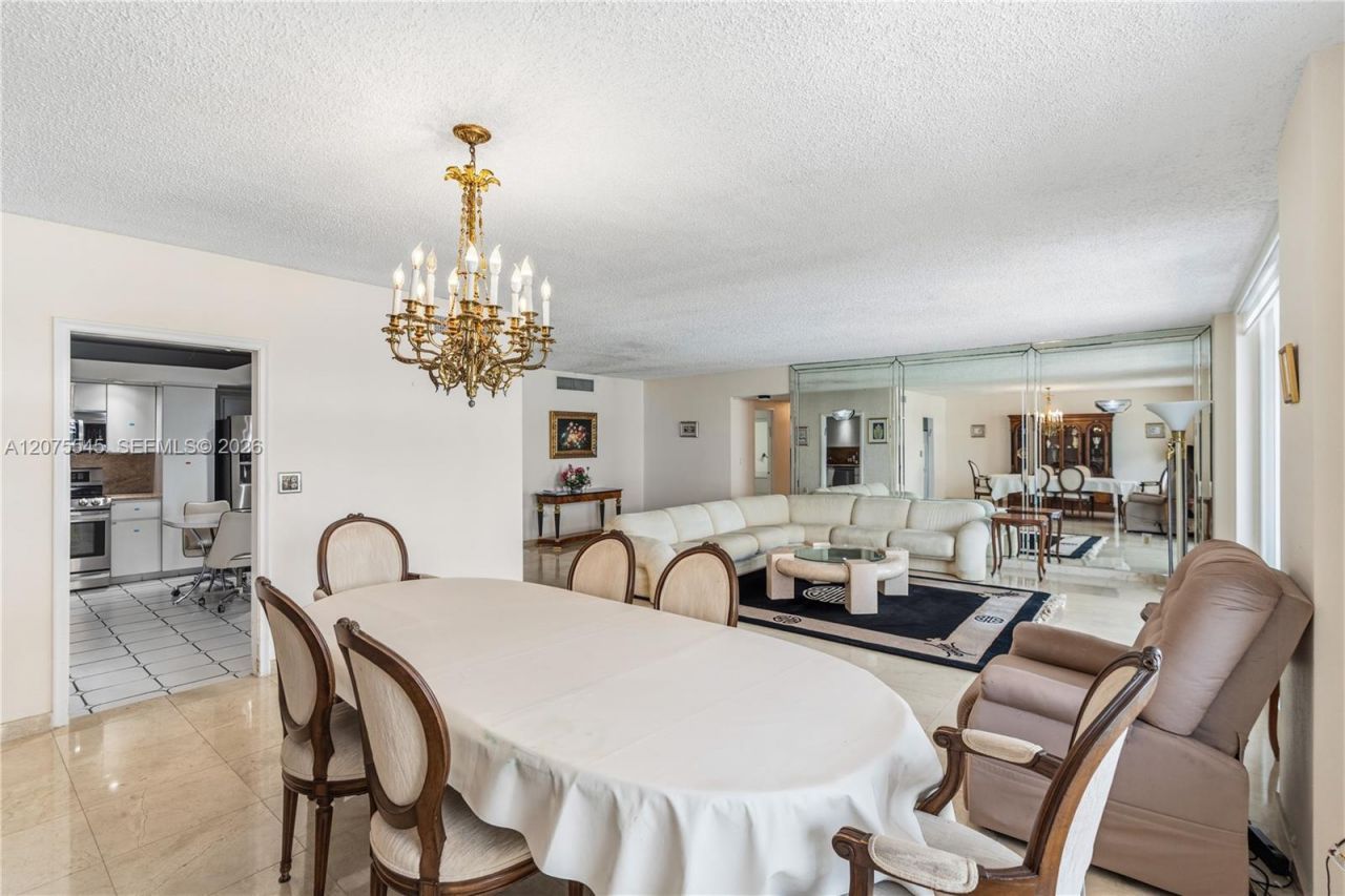 5001 Collins Ave, Unit 3B, Miami Beach, FL 33140 Photo