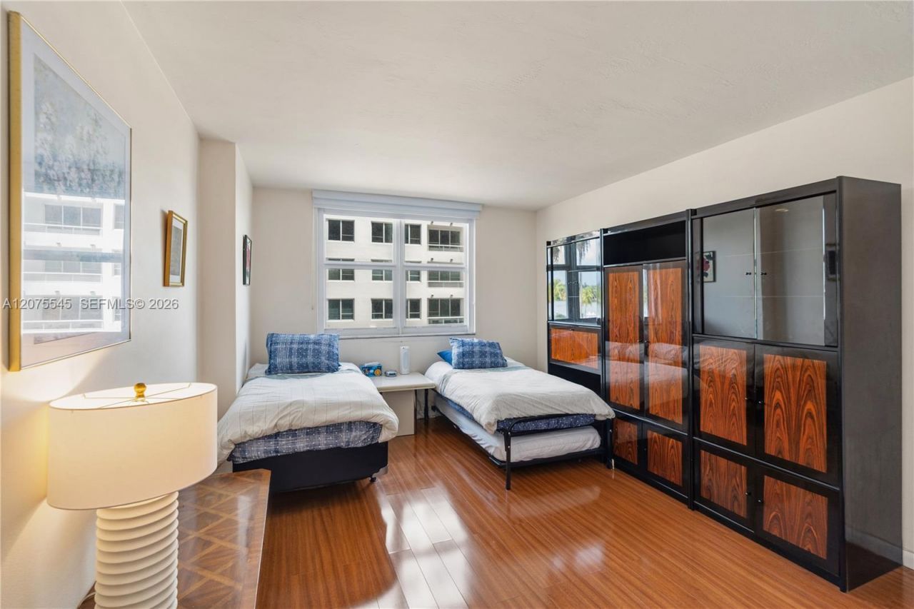 5001 Collins Ave, Unit 3B, Miami Beach, FL 33140 Photo