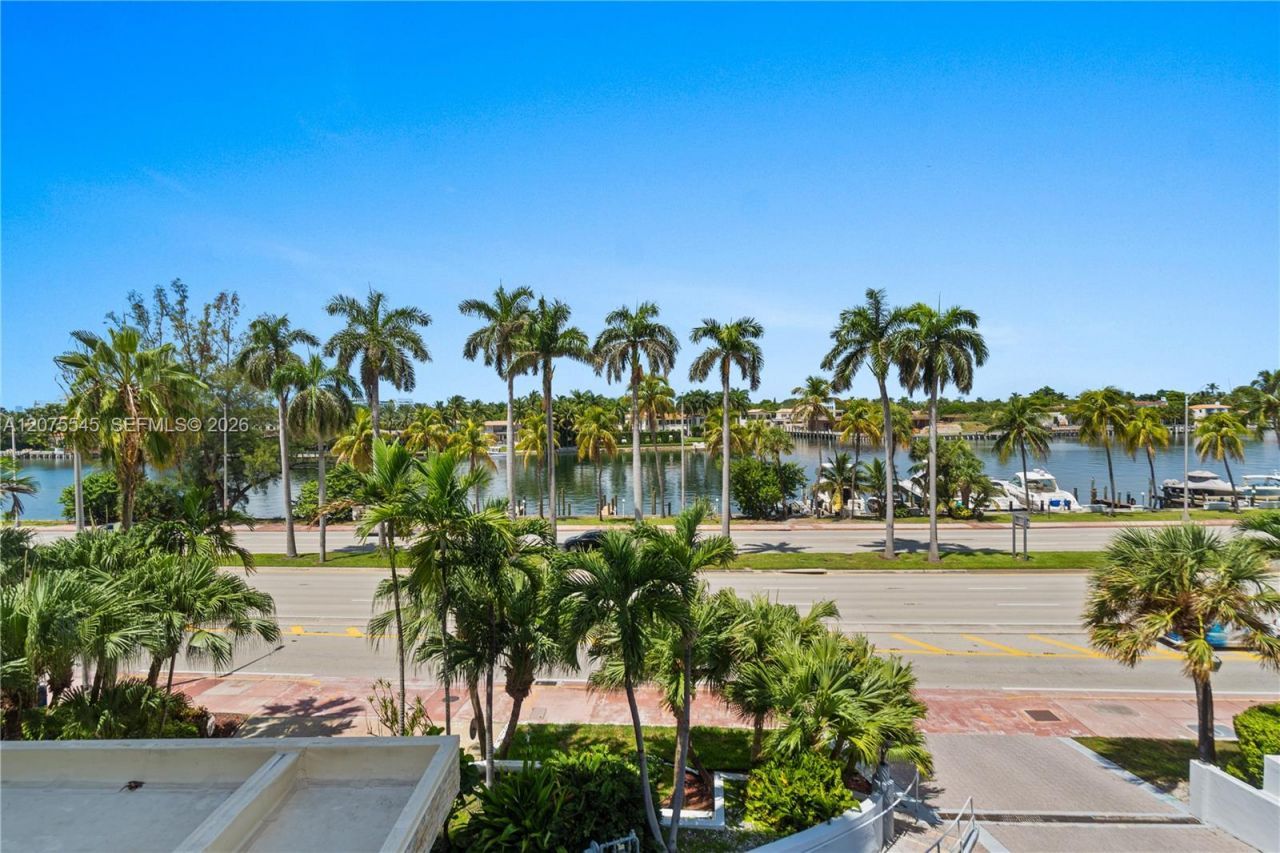 5001 Collins Ave, Unit 3B, Miami Beach, FL 33140 Photo