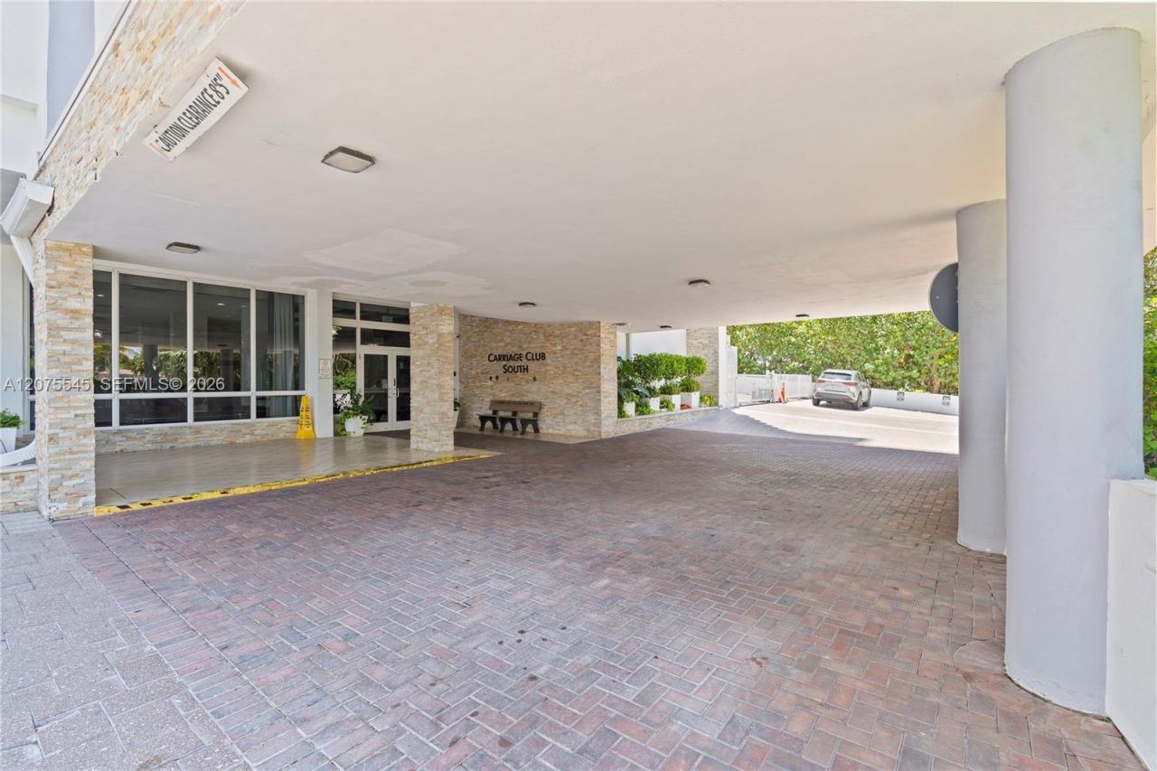 5001 Collins Ave , Unit 3B, Miami Beach, FL 33140 Photo