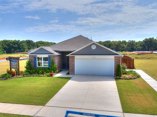 7017 S Lions Avenue , Broken Arrow, OK 74011