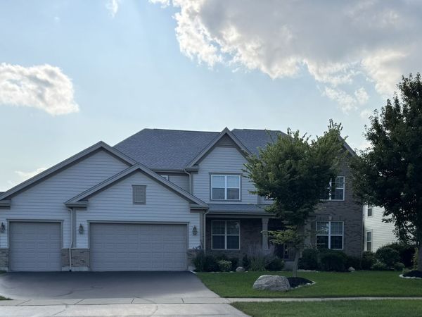 19 N Empress Drive , Hawthorn Woods, IL 60047