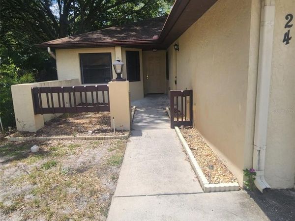 940 FENTON LANE , Unit 24, LAKELAND, FL 33809