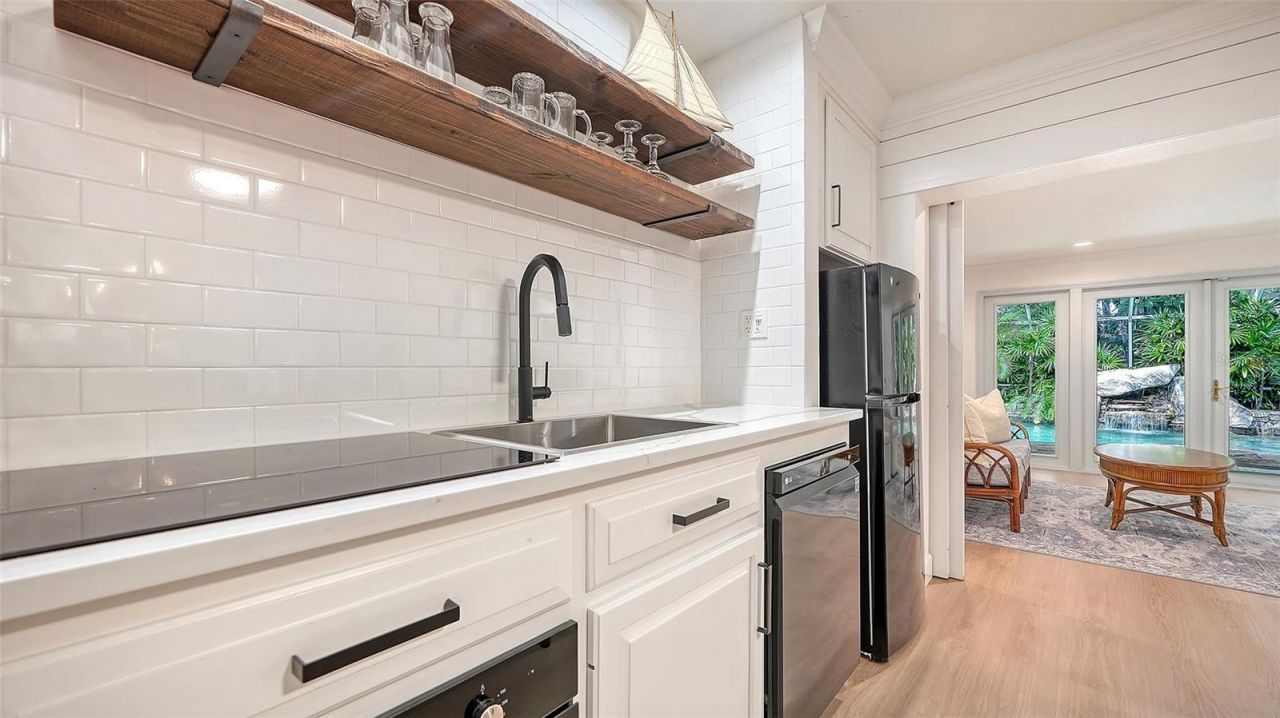 3624 S Lockwood Ridge Road, Sarasota, FL 34239 Photo