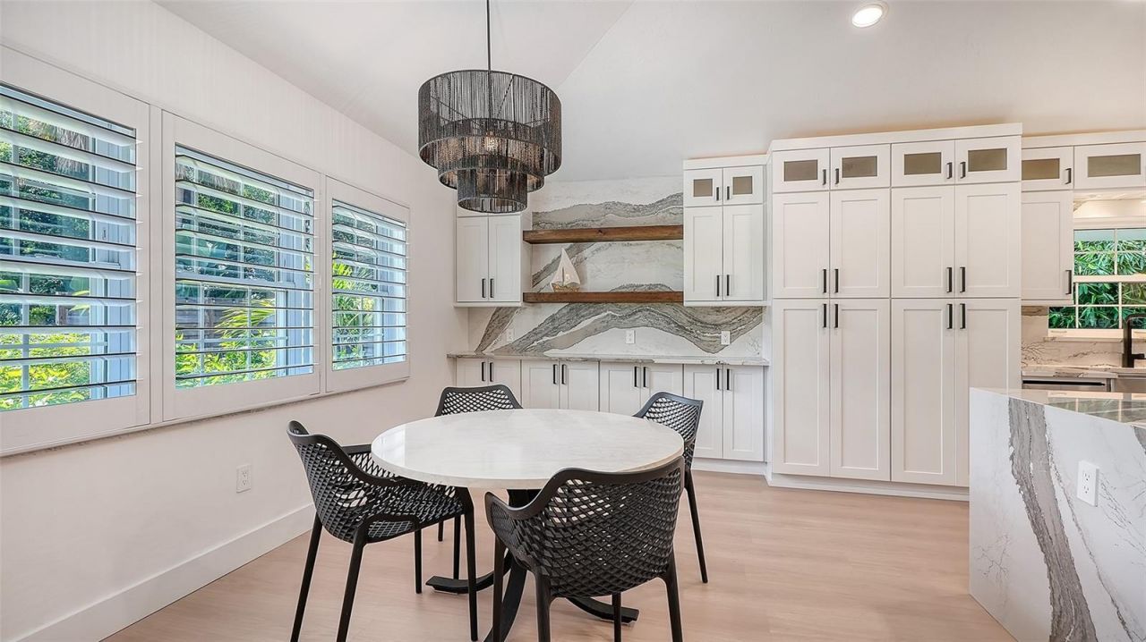 3624 S Lockwood Ridge Road, Sarasota, FL 34239 Photo