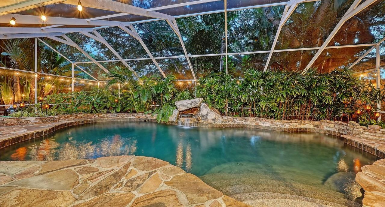 3624 S Lockwood Ridge Road, Sarasota, FL 34239 Photo