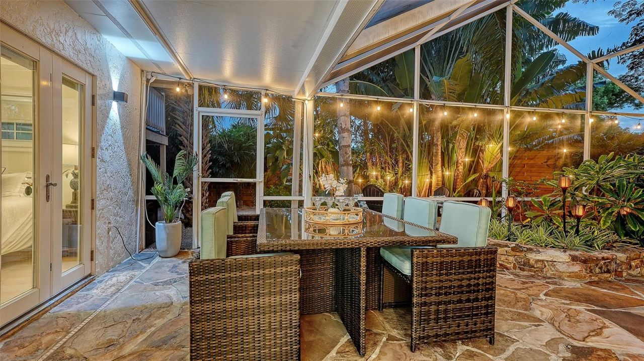 3624 S Lockwood Ridge Road, Sarasota, FL 34239 Photo