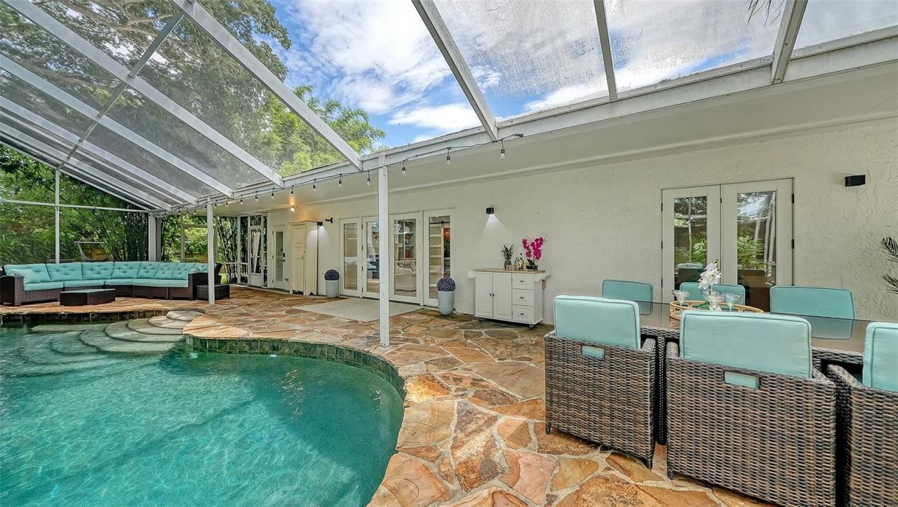 3624 S Lockwood Ridge Road, Sarasota, FL 34239 Photo