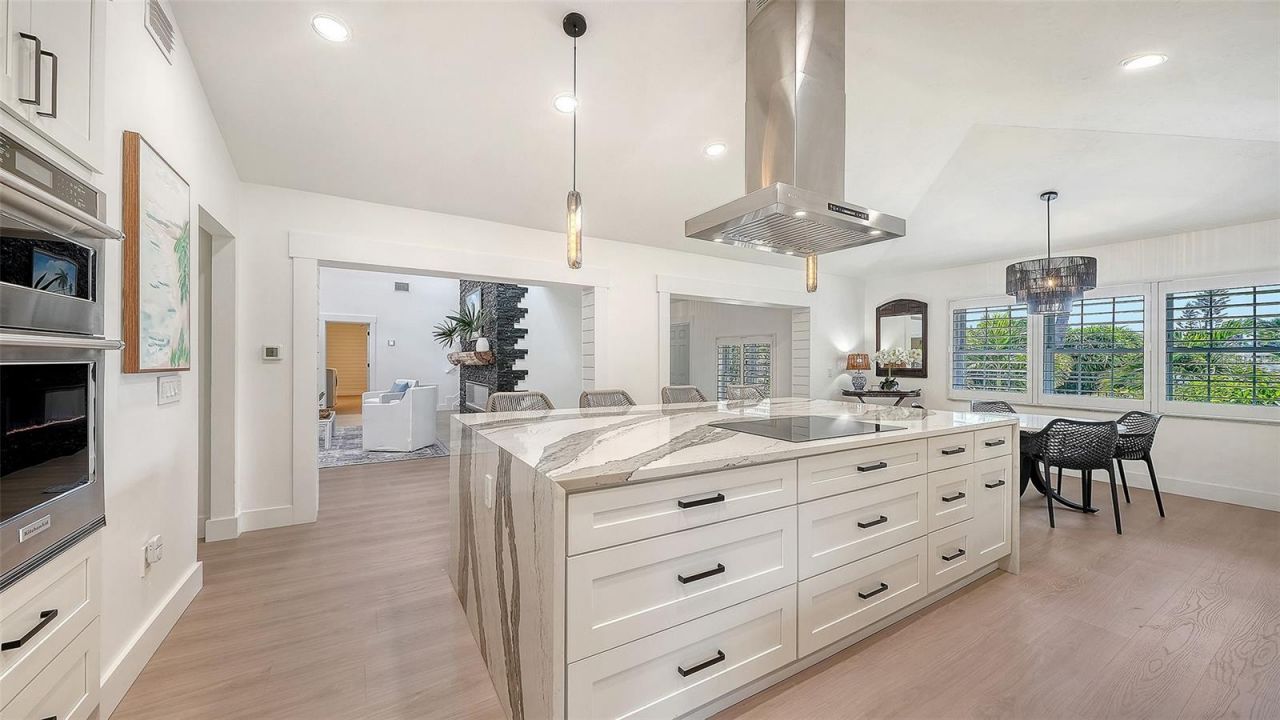 3624 S Lockwood Ridge Road, Sarasota, FL 34239 Photo