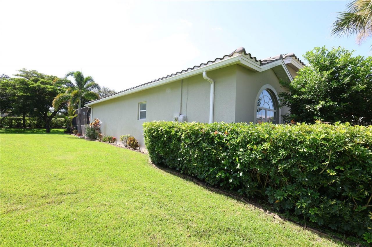 9826 Weather Stone Place , Fort Myers, FL 33913 Photo