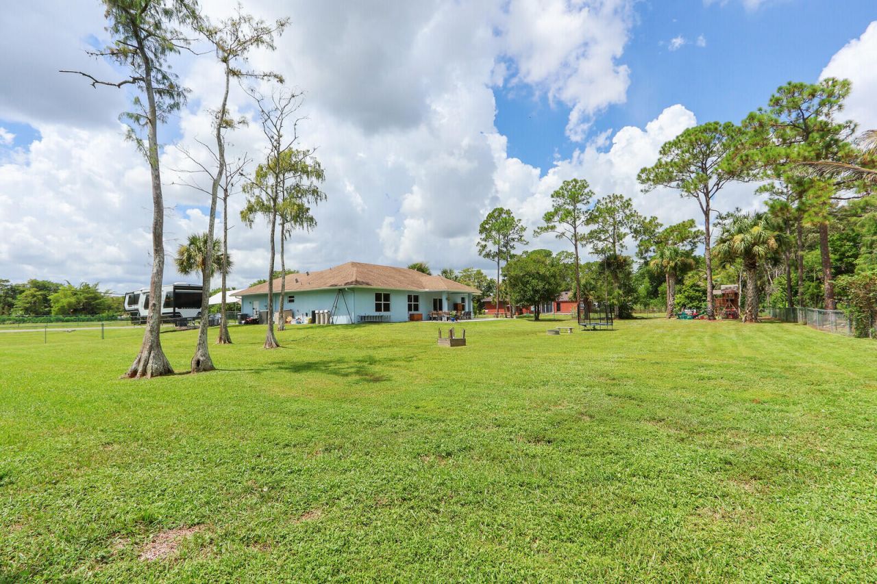 16605 64th Place N, Loxahatchee, FL 33470 Photo
