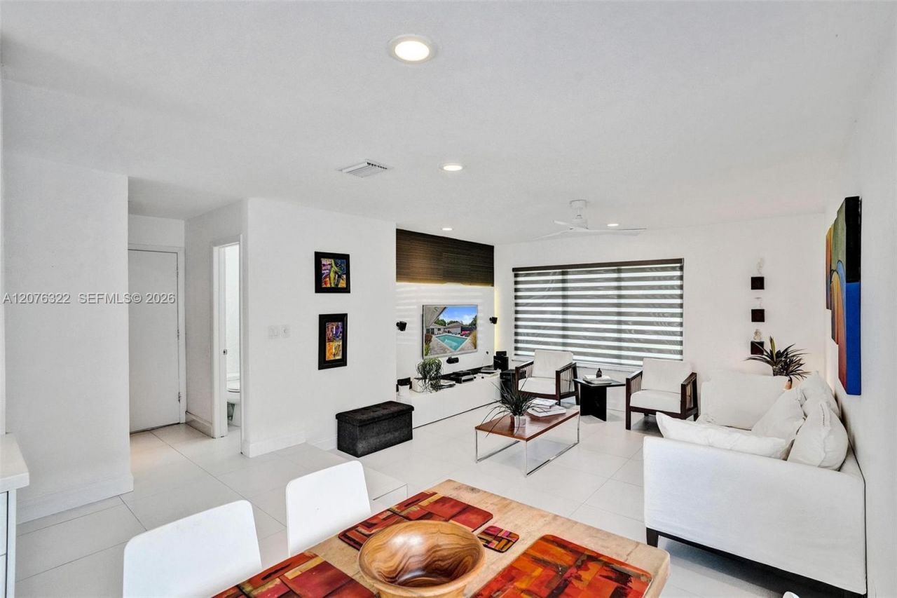 18 Boxwood Rd , Hollywood, FL 33021 Photo