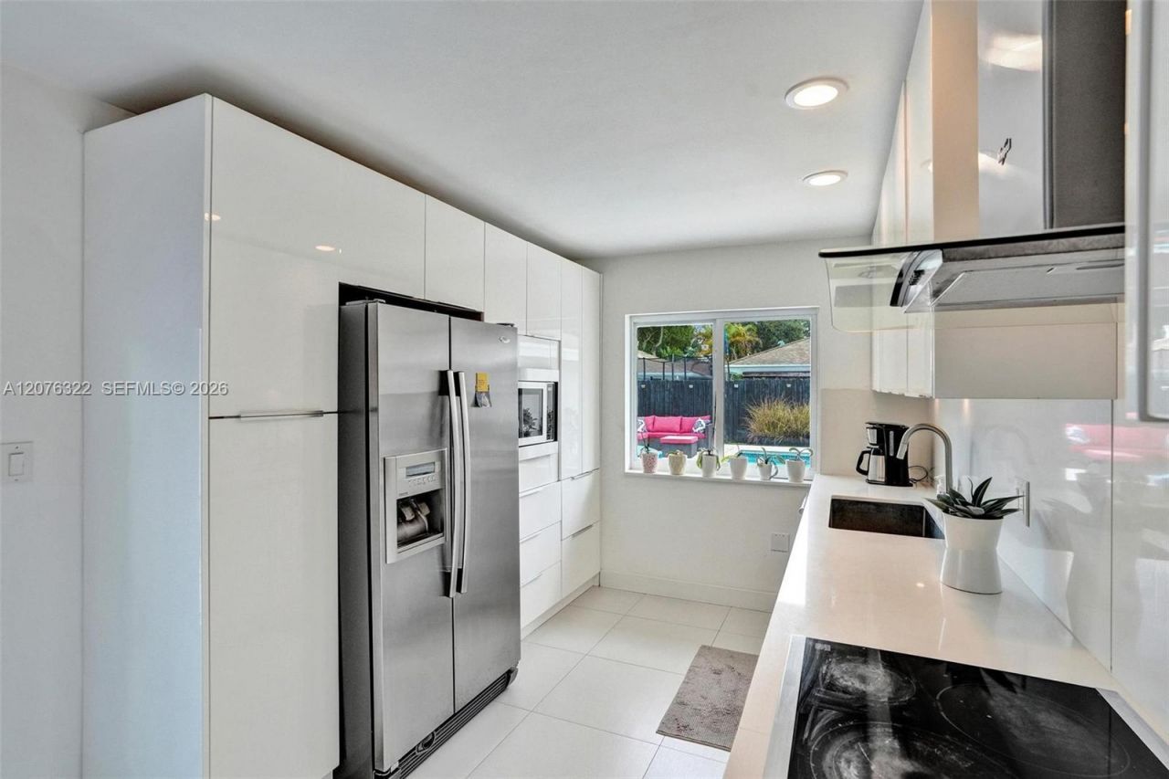 18 Boxwood Rd , Hollywood, FL 33021 Photo
