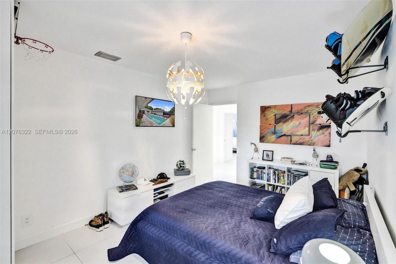 18 Boxwood Rd , Hollywood, FL 33021 Photo