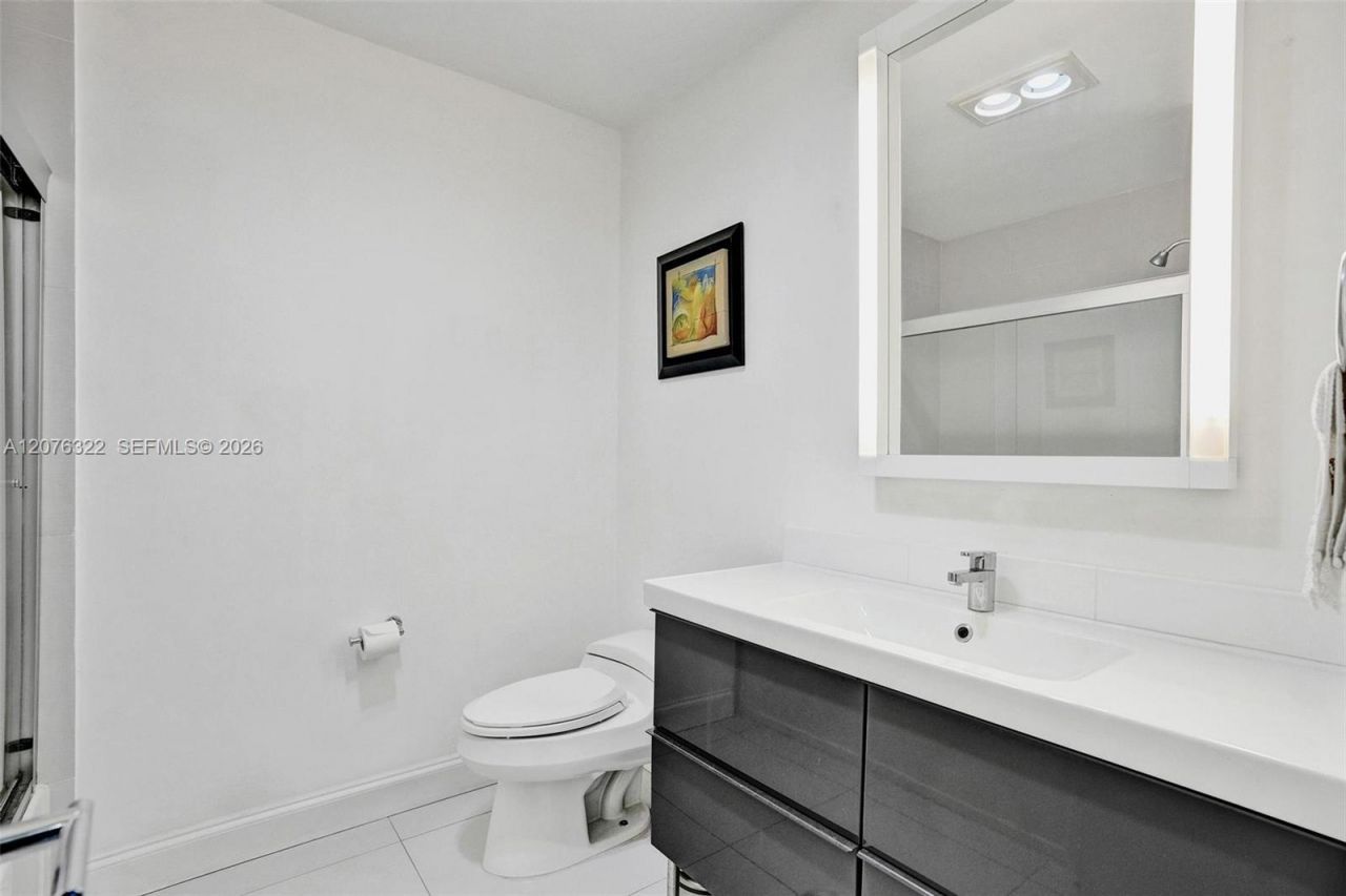 18 Boxwood Rd , Hollywood, FL 33021 Photo