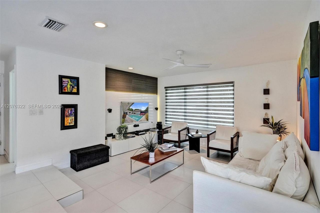 18 Boxwood Rd , Hollywood, FL 33021 Photo