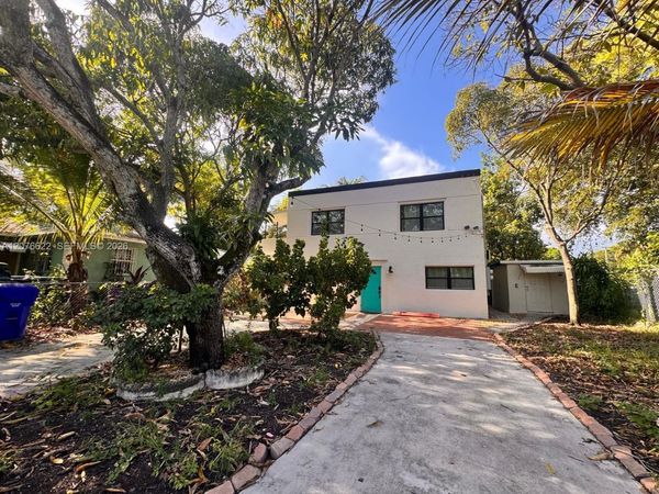 277 NE 55th St , Unit 1-Rear, Miami, FL 33137