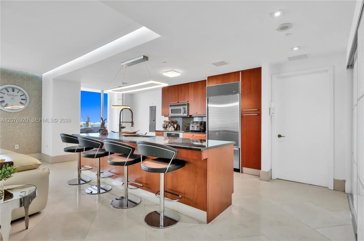 901 Brickell Key Blvd , Unit 1807, Miami, FL 33131 Photo