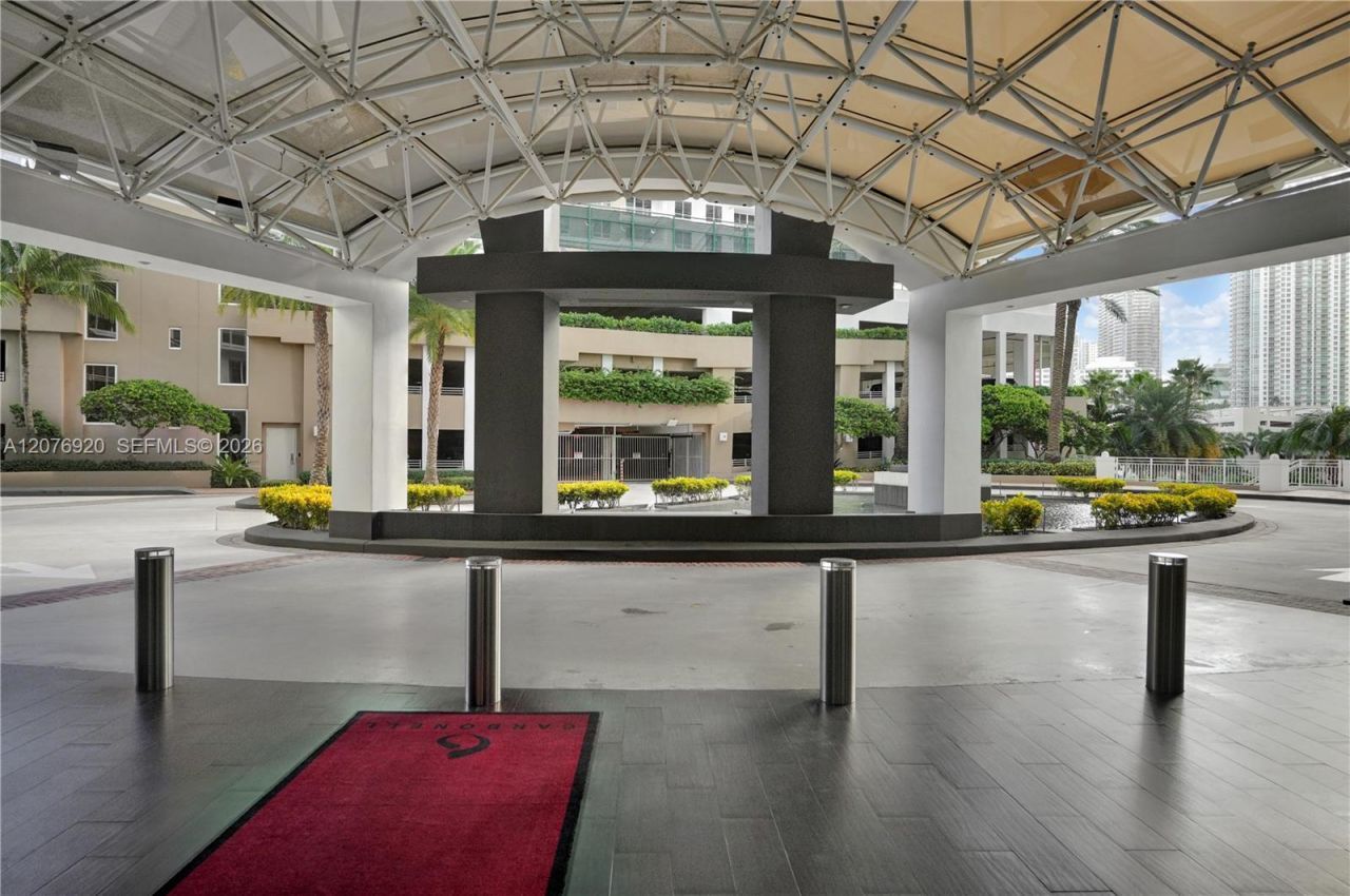 901 Brickell Key Blvd , Unit 1807, Miami, FL 33131 Photo