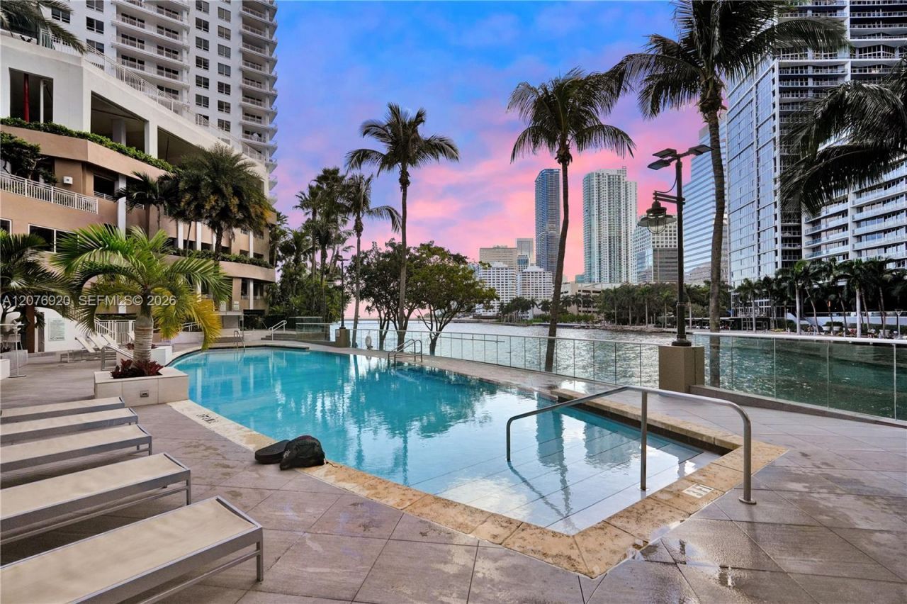 901 Brickell Key Blvd , Unit 1807, Miami, FL 33131 Photo
