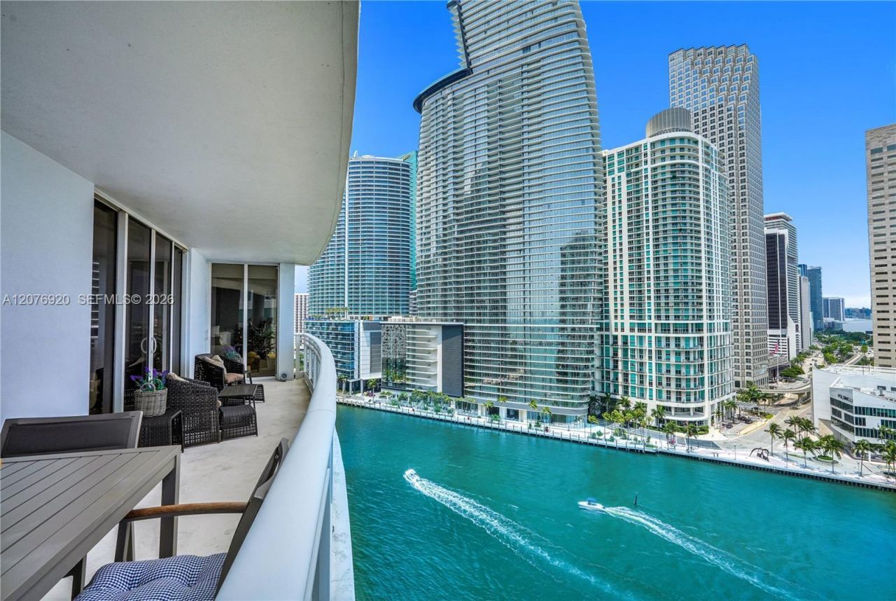901 Brickell Key Blvd , Unit 1807, Miami, FL 33131 Photo