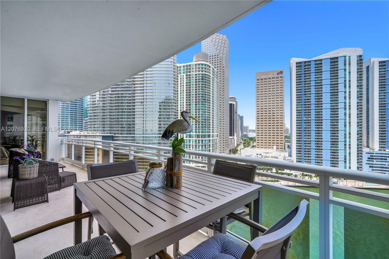 901 Brickell Key Blvd , Unit 1807, Miami, FL 33131 Photo