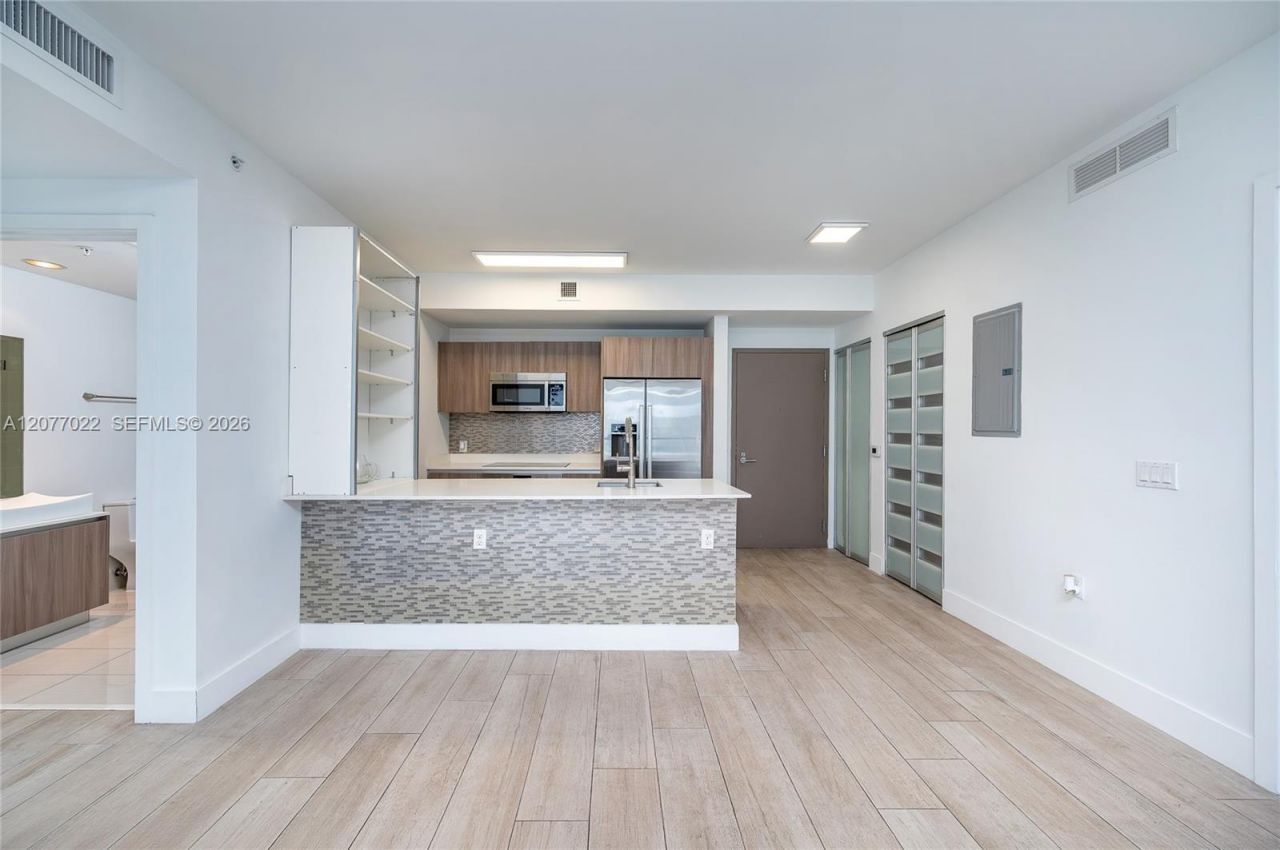 201 SW 17th Rd, Unit 602, Miami, FL 33129 Photo