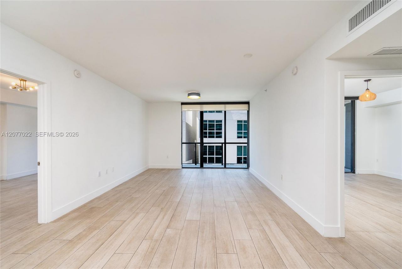 201 SW 17th Rd, Unit 602, Miami, FL 33129 Photo