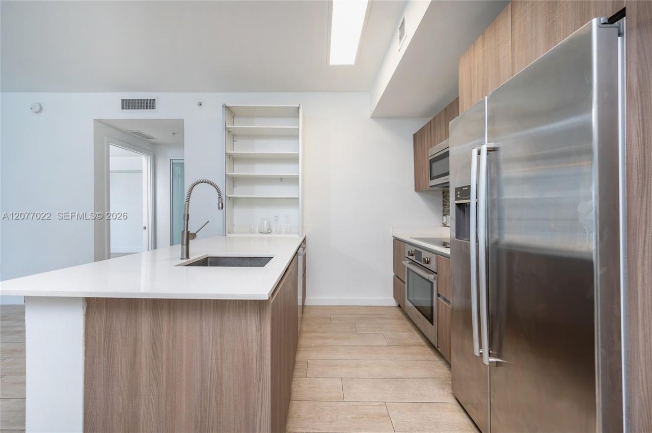 201 SW 17th Rd, Unit 602, Miami, FL 33129 Photo