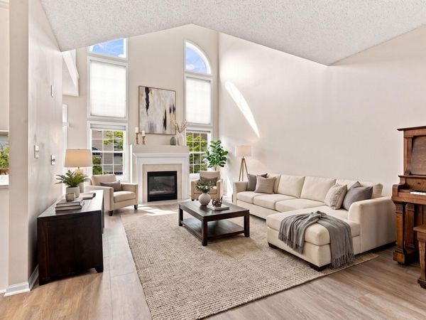 1353 White Oak Drive, Chaska, MN 55318