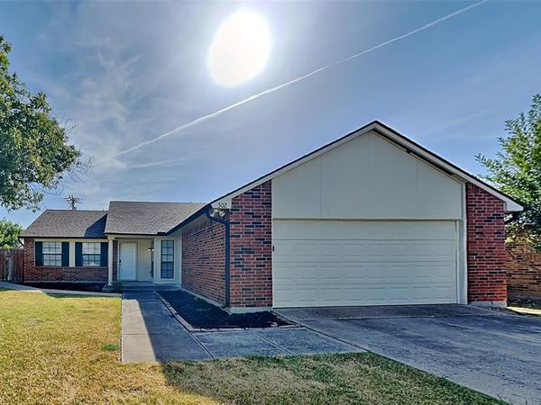 502 Redbud Drive, Forney, TX 75126