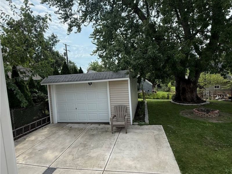 4111 Russell Avenue, Parma, OH 44134 Photo 7
