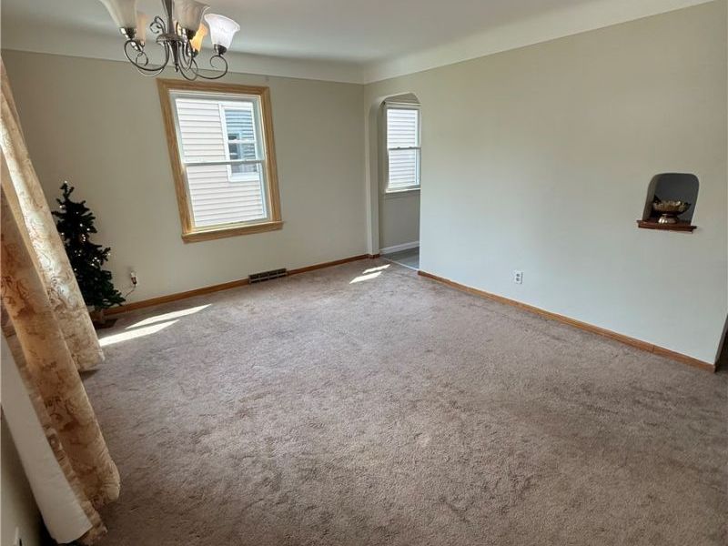 4111 Russell Avenue, Parma, OH 44134 Photo 8