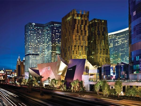 3726 Las Vegas Boulevard, Unit 2907, Las Vegas, NV 89158