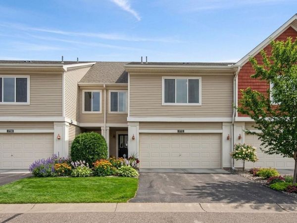 2772 135th Street W, Rosemount, MN 55068