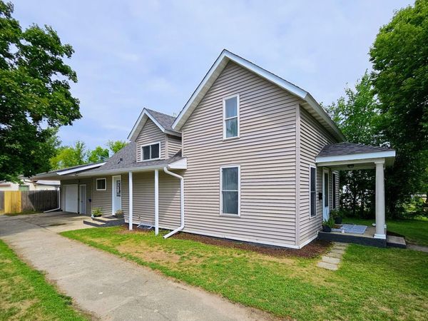 323 1st Street SW, Wadena, MN 56482