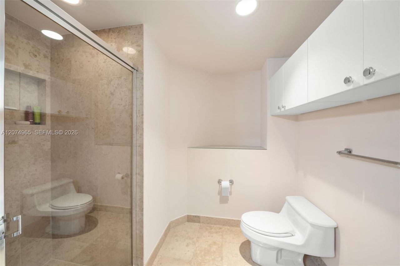4779 Collins Ave, Unit 1804, Miami Beach, FL 33140 Photo