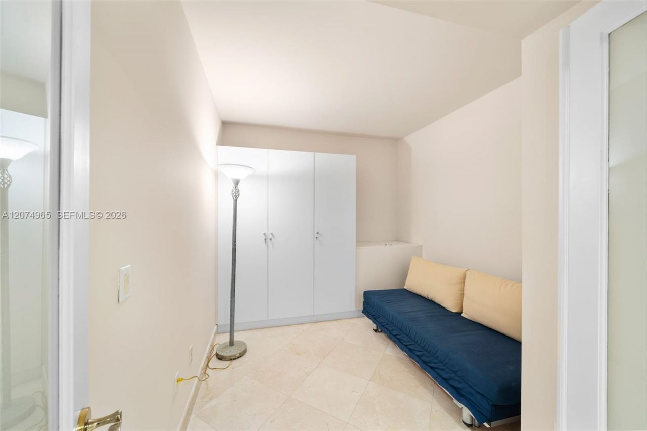 4779 Collins Ave, Unit 1804, Miami Beach, FL 33140 Photo