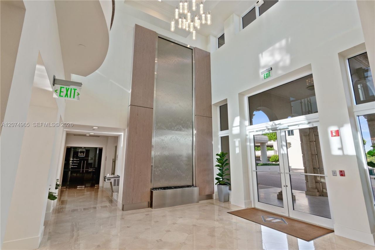 4779 Collins Ave, Unit 1804, Miami Beach, FL 33140 Photo
