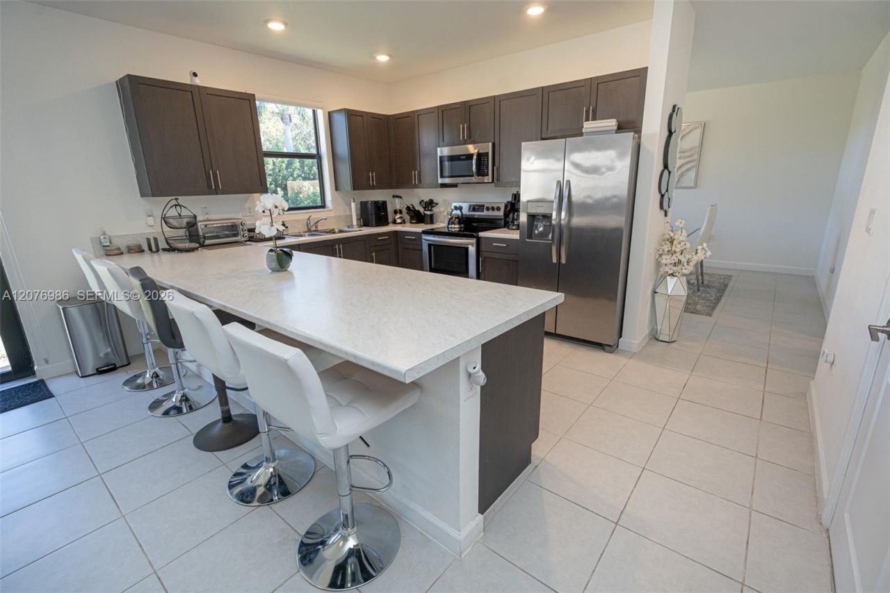 139 NE 27th Ter, Homestead, FL 33033 Photo