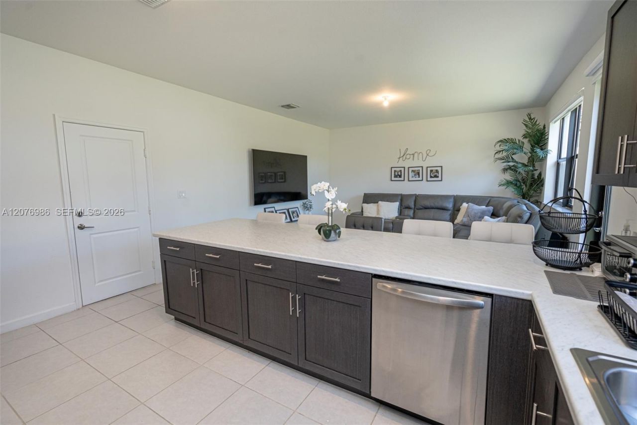 139 NE 27th Ter, Homestead, FL 33033 Photo