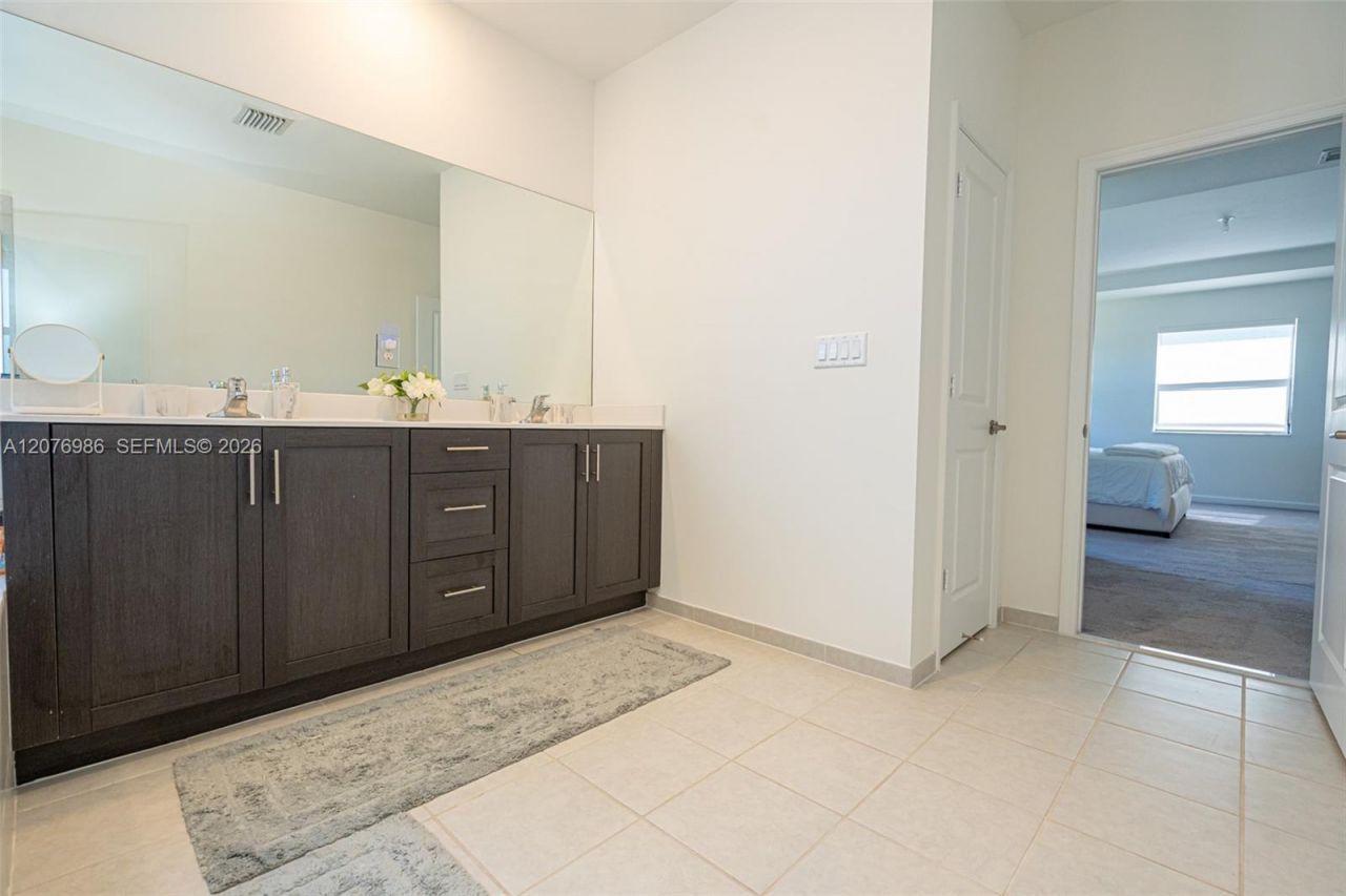139 NE 27th Ter, Homestead, FL 33033 Photo