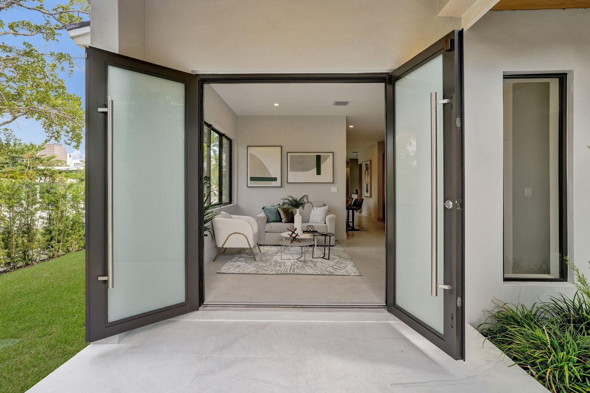 1140 SE 6th Terrace, Fort Lauderdale, FL 33316 Photo