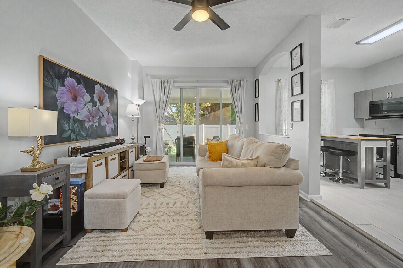 6817 NW 32nd Court, Margate, FL 33063 Photo