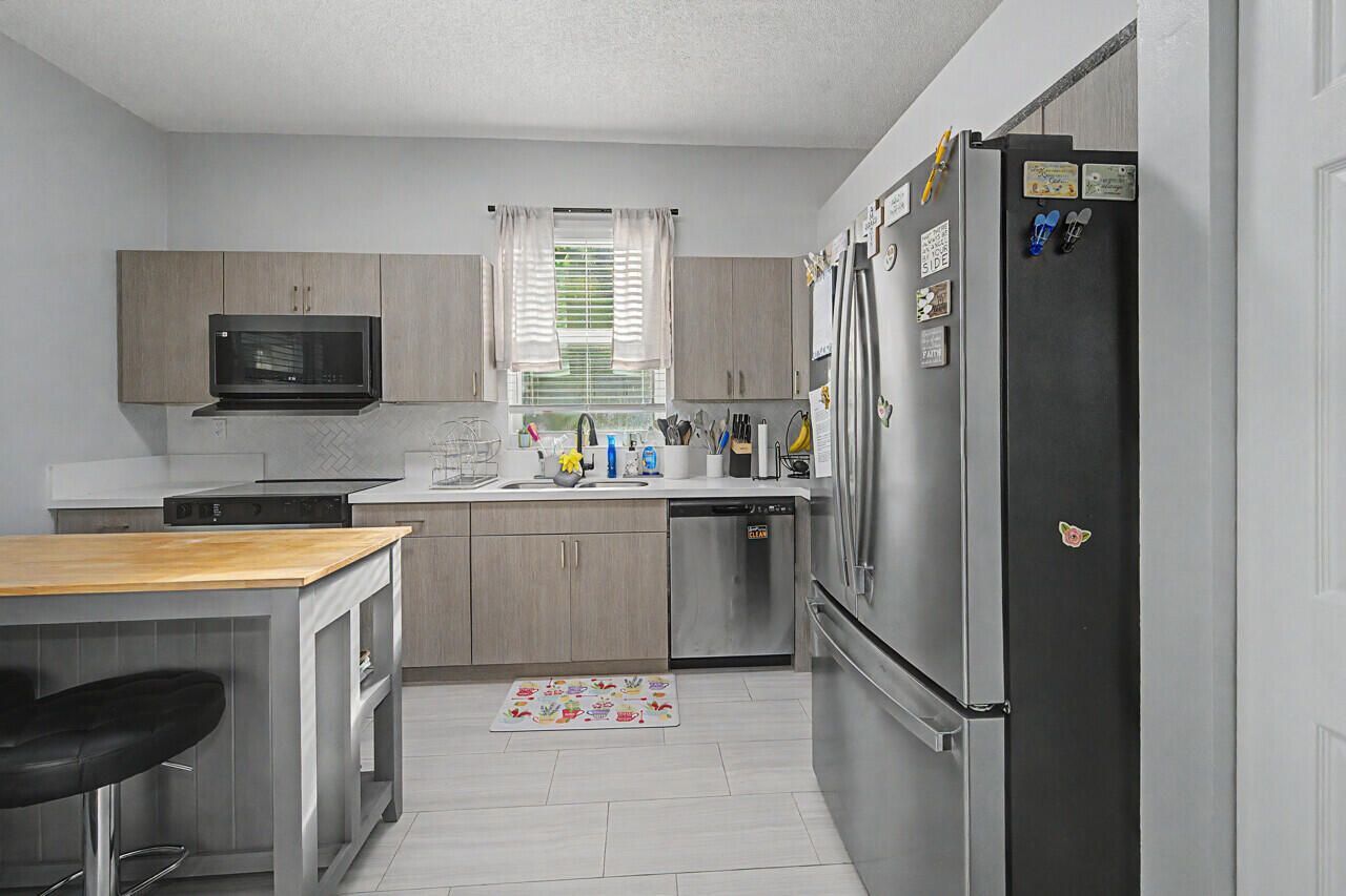 6817 NW 32nd Court, Margate, FL 33063 Photo